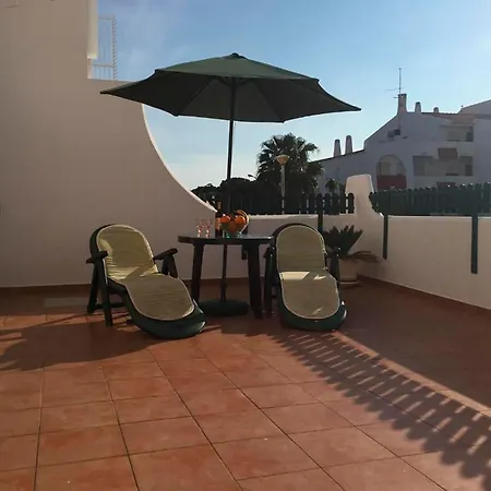 Dos Aveiros, Lote 6 T1 - Apartment
